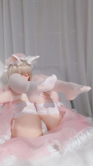 男朋友拉我的手揉他那里_国产剧高清在线